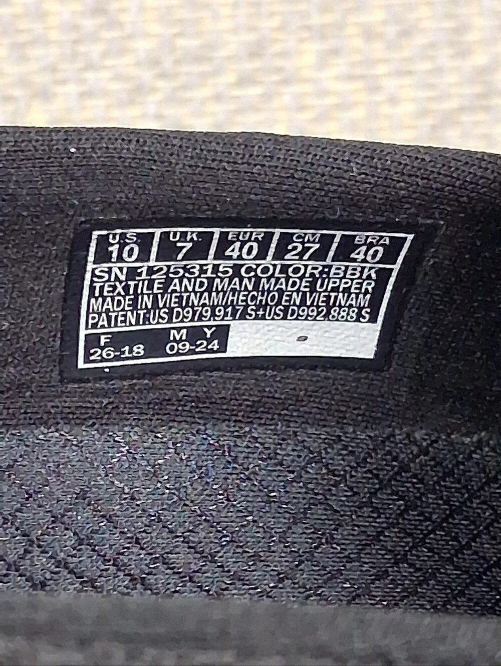 Skechers hands free
